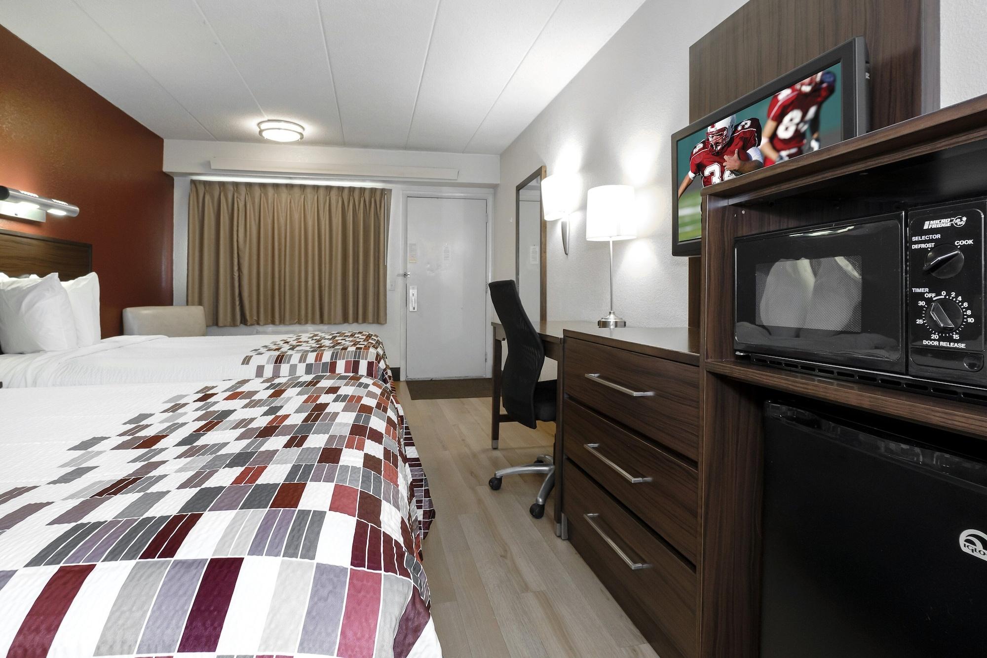 Red Roof Inn Aberdeen Bagian luar foto