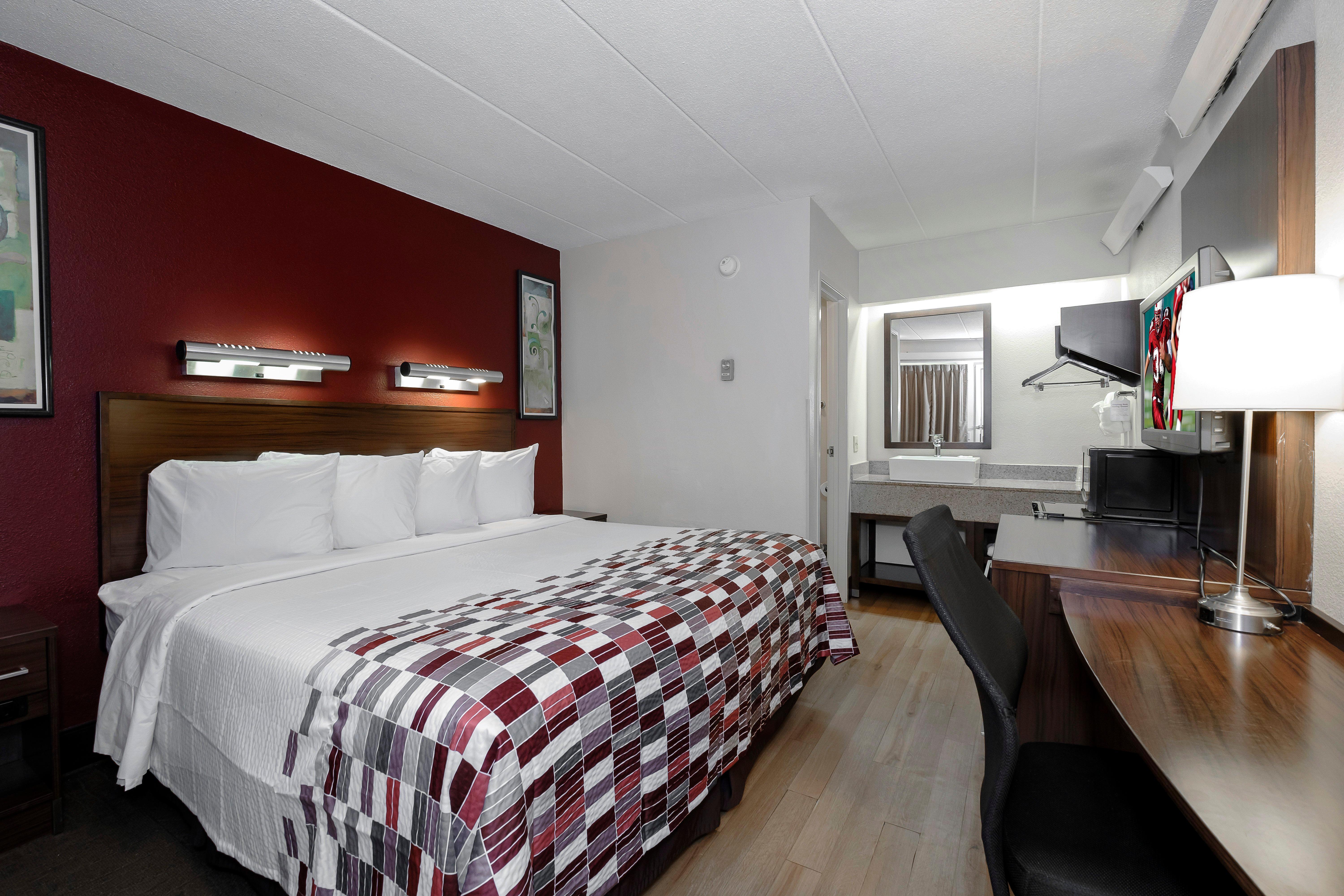 Red Roof Inn Aberdeen Bagian luar foto