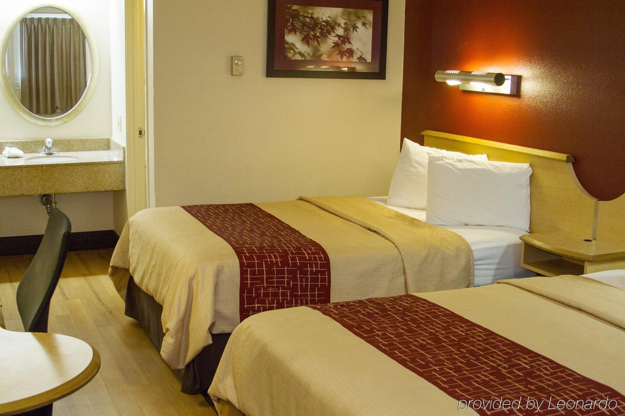 Red Roof Inn Aberdeen Bagian luar foto