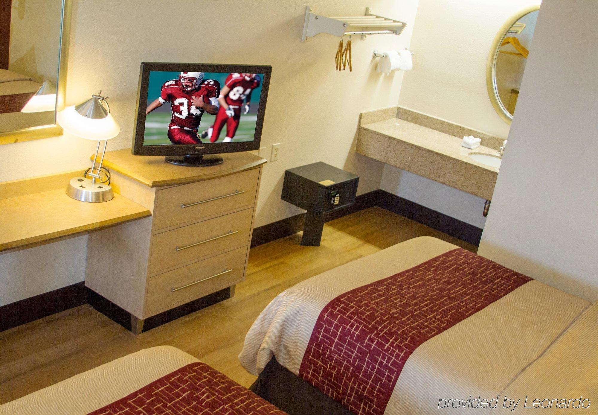 Red Roof Inn Aberdeen Bagian luar foto