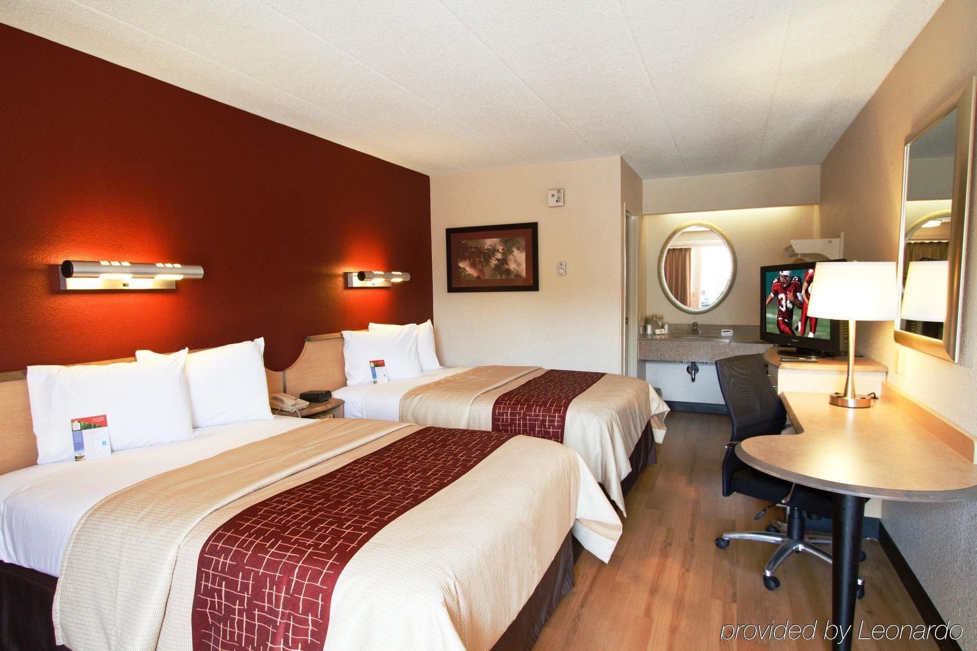 Red Roof Inn Aberdeen Bagian luar foto